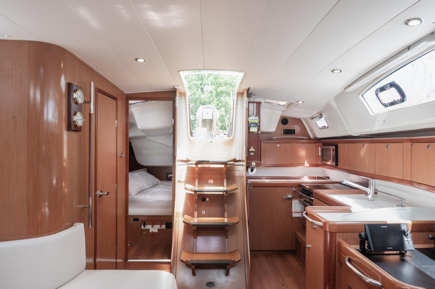 Beneteau-for-sale-10 Beneteau-for-sale-10