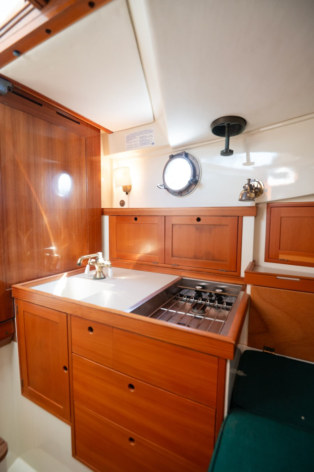 Downeast-picnic-boat-for-sale-07 Downeast-picnic-boat-for-sale-07