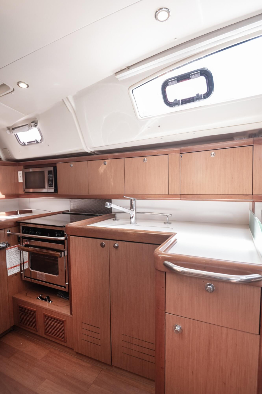 Beneteau-for-sale-07 Beneteau-for-sale-07