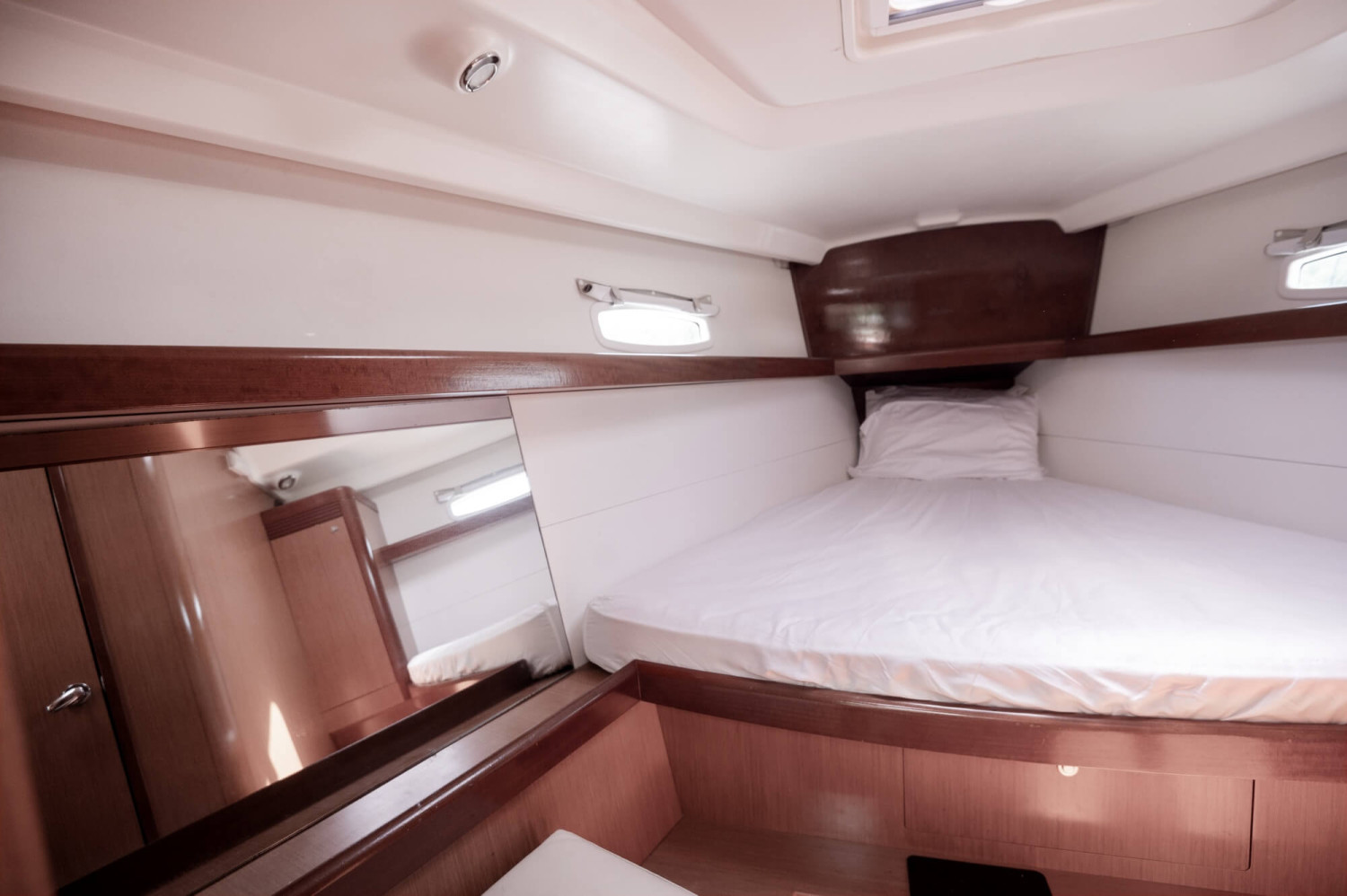 Beneteau-for-sale-15 Beneteau-for-sale-15