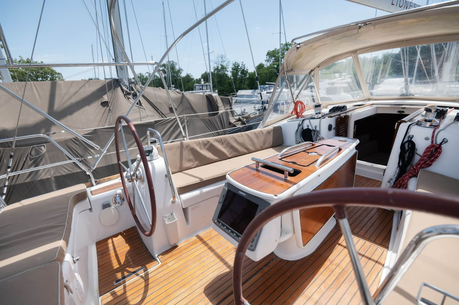 Beneteau-for-sale-21 Beneteau-for-sale-21