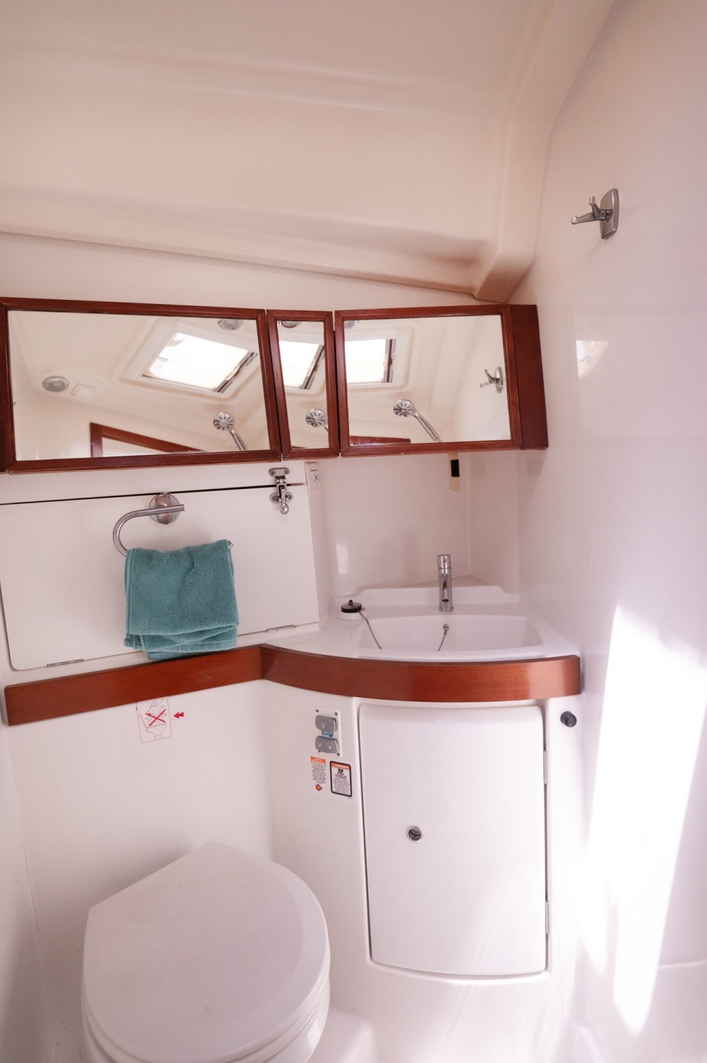 Beneteau-for-sale-16 Beneteau-for-sale-16