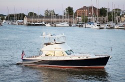 Hinckley 48 Flybridge for Sale_ 001